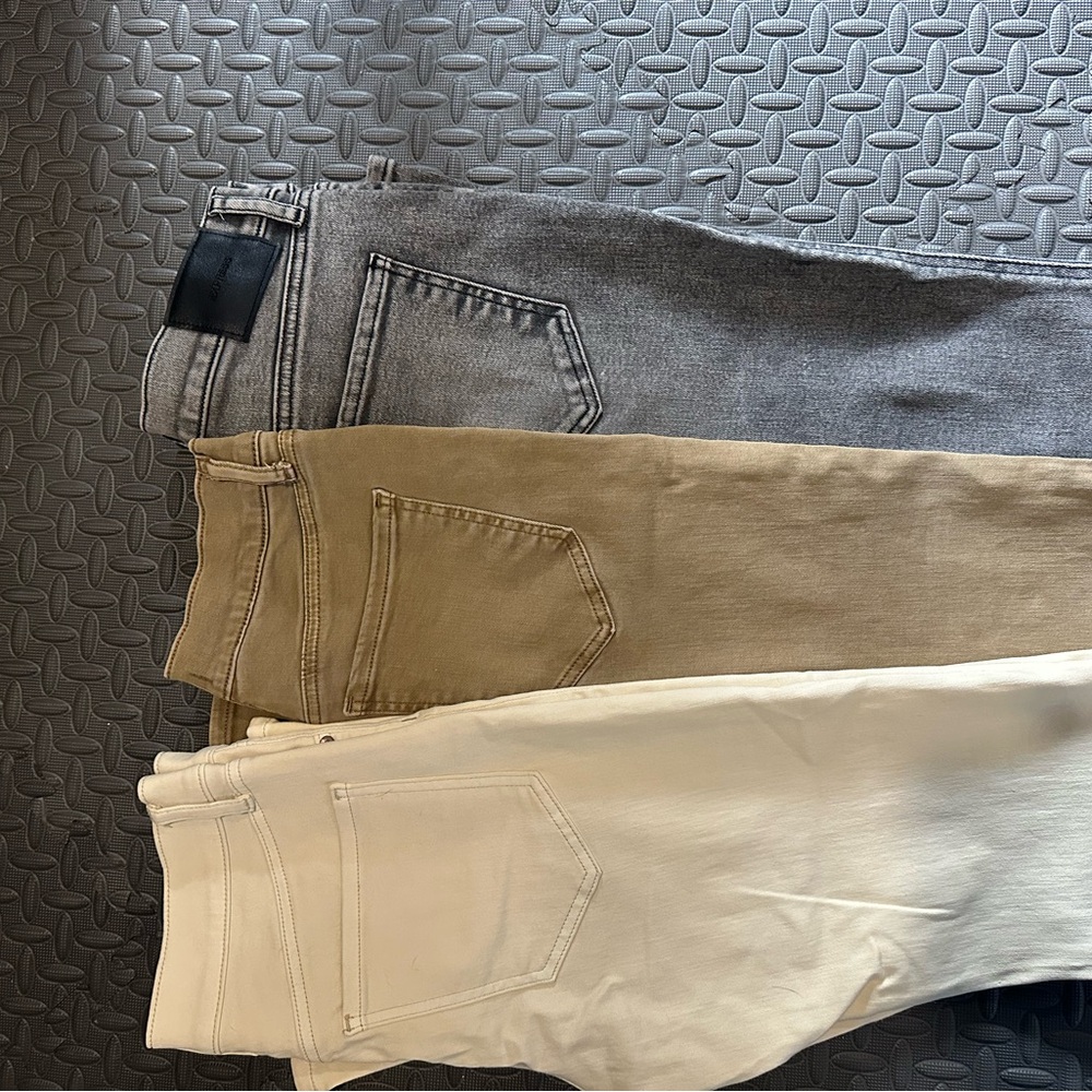 Women’s Express side cut flare. Barely worn great shape